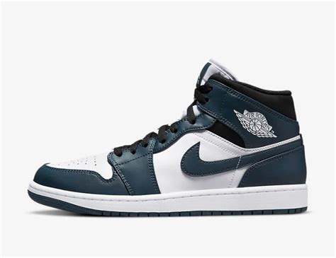 nike jordans donkerblauw|blauwe jordan 1.